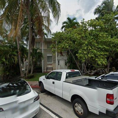 715 82 Nd St, Miami Beach, FL 33141