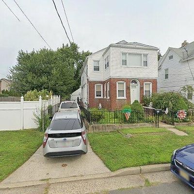 717 Voorhees Ave, Middlesex, NJ 08846