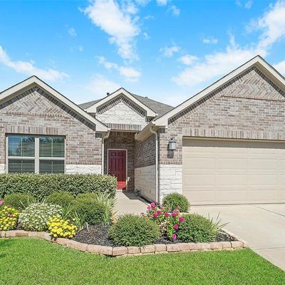 719 Autumn Lake Ln, Magnolia, TX 77354