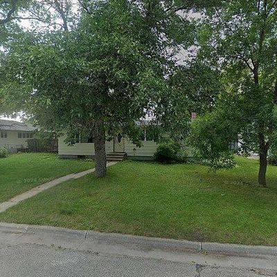 719 Kendall Ave S, Thief River Falls, MN 56701