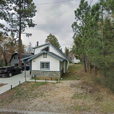 719 Leonard Ln, Sugarloaf, CA 92386