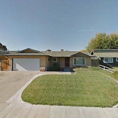 719 R St, Newman, CA 95360