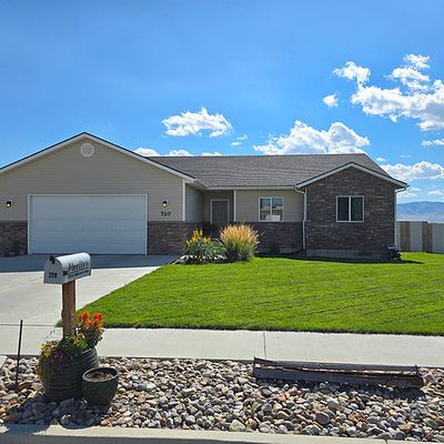 720 S Hillcrest Loop, Malad City, ID 83252