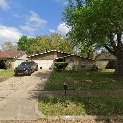 7215 Corta Calle Dr, Houston, TX 77083