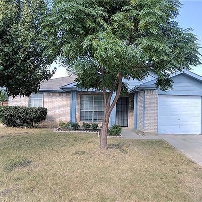 7216 Misty Dawn Dr, Forest Hill, TX 76140