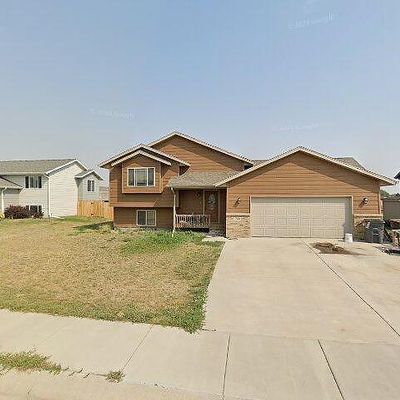 722 Radial Ln, Box Elder, SD 57719