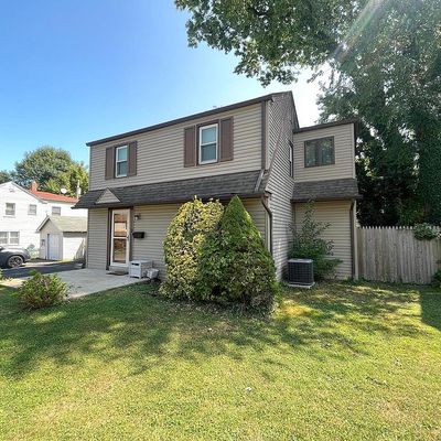 722 Westwood Ln, Aldan, PA 19018