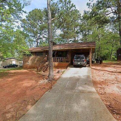 7225 Pineneedle Dr Sw, Covington, GA 30014