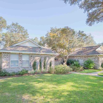 7230 Mier Henry Rd, Pensacola, FL 32506