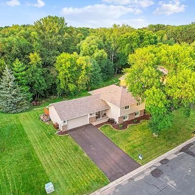 7241 Sierra Ct, Chanhassen, MN 55317