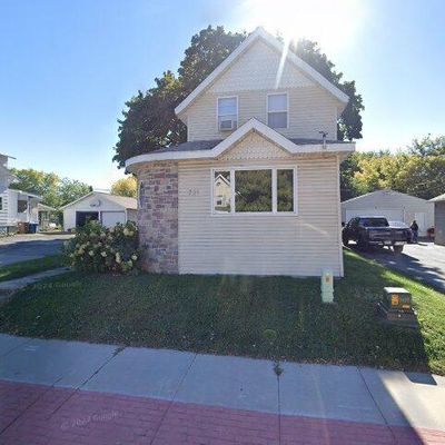 725 3 Rd St, Menasha, WI 54952