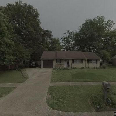 725 Locust Dr, Jonesboro, AR 72401