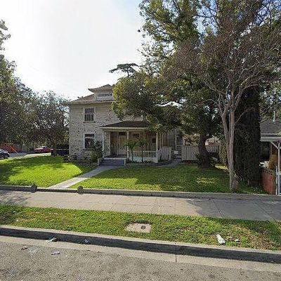 725 N Gordon St, Pomona, CA 91768