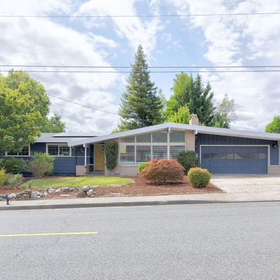 725 Nw Midland Ave, Grants Pass, OR 97526