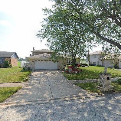 727 Old Meadow Rd, Matteson, IL 60443