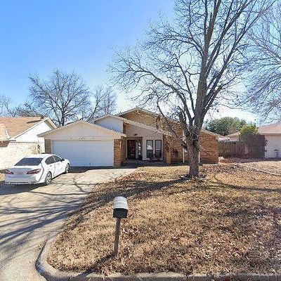 7270 Church Park Dr, Fort Worth, TX 76133