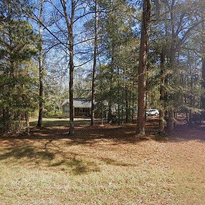 7279 Westpoint Rd, West Point, GA 31833