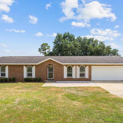 8205 Fathom Rd, Pensacola, FL 32514