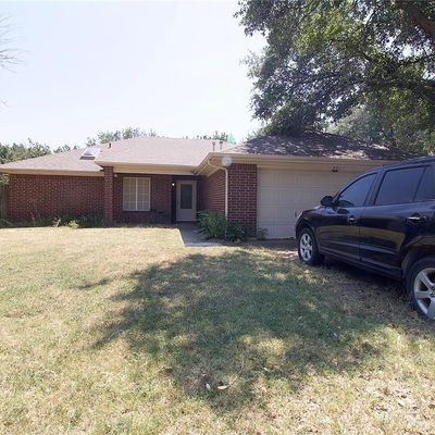 821 Glenwick Ct, Burleson, TX 76028