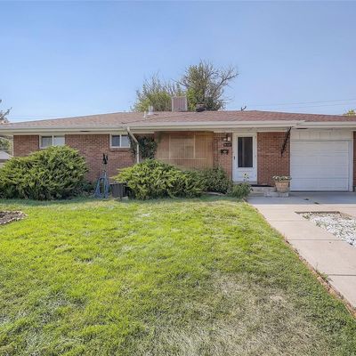 8237 Vanguard Dr, Denver, CO 80221