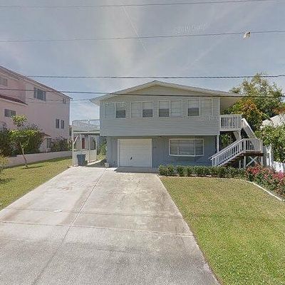 824 Garfish Ave, New Smyrna Beach, FL 32169