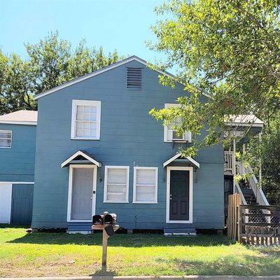 827 1 St Ave N, Texas City, TX 77590