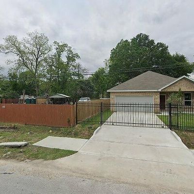 863 Dolly Wright St, Houston, TX 77088