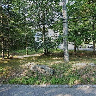 87 Mill Hill Rd, Colchester, CT 06415