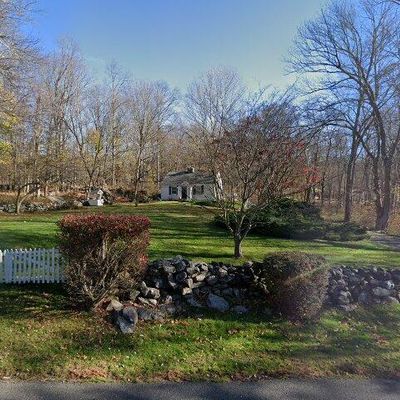 87 Taunton Hill Rd, Newtown, CT 06470