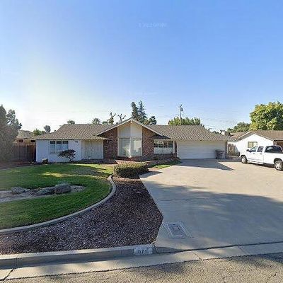 871 N Dickran Dr, Tulare, CA 93274