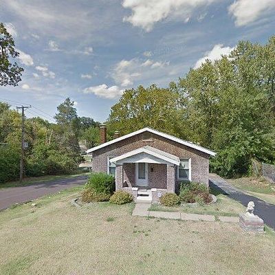 8747 Shirley Ave, Saint Louis, MO 63121