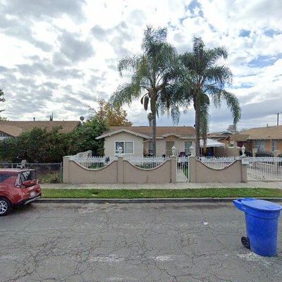 878 Hawthorne Pl, Pomona, CA 91767