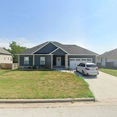 792 N Delaware Ave, Republic, MO 65738