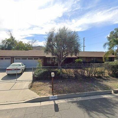 7980 Halbrook Ter, Jurupa Valley, CA 92509