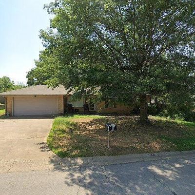 8 Azure Hills Dr, Van Buren, AR 72956