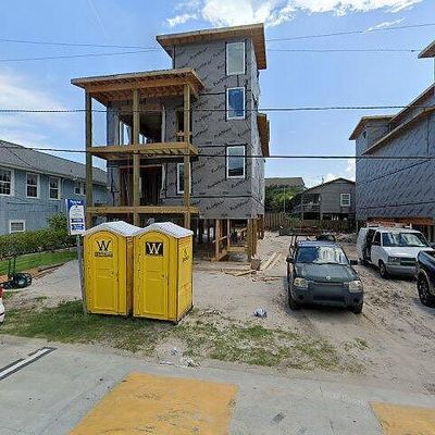 8 Columbia St E #A, Wrightsville Beach, NC 28480