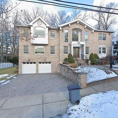 8 Glenwood Ave, Demarest, NJ 07627