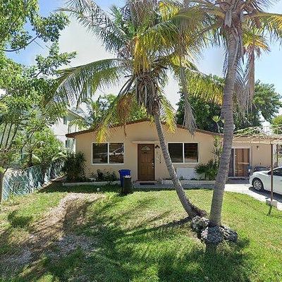 8 Maderia Dr, Key Largo, FL 33037