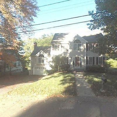 8 Reynolds St, Canton, MA 02021