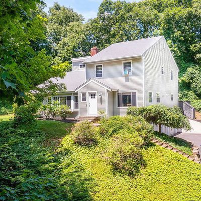 8 Tead Rd, Brookfield, CT 06804