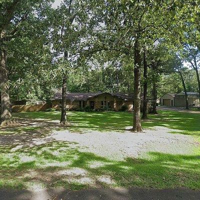 8 Wild Oak Cir, Texarkana, TX 75503