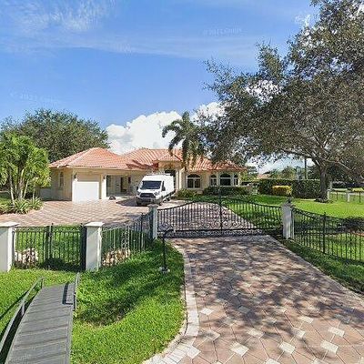 800 Nw 115 Th Ave, Plantation, FL 33325