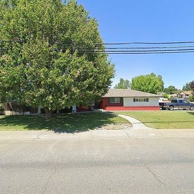 800 W A St, Dixon, CA 95620