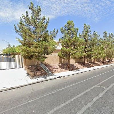 8000 Cetus Cir #201, Las Vegas, NV 89128