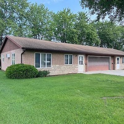 801 N Sprague St, Caledonia, MN 55921