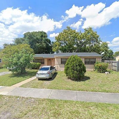 801 Nw 183 Rd Dr, Miami, FL 33169