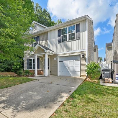 8012 Stevie Oaks Ln, Charlotte, NC 28215