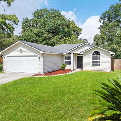 8028 Bagpipe Ln, Jacksonville, FL 32244