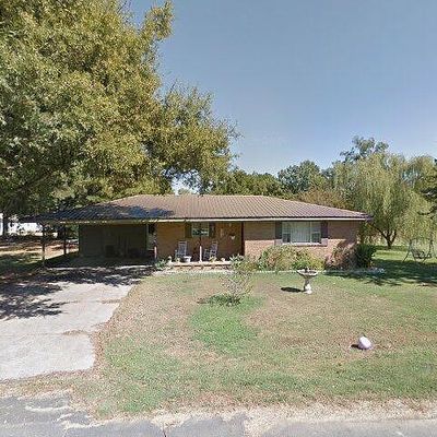 805 Hicks St, Lonoke, AR 72086