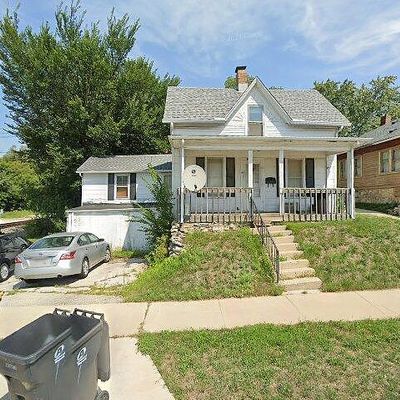 806 E Moreland Blvd, Waukesha, WI 53186